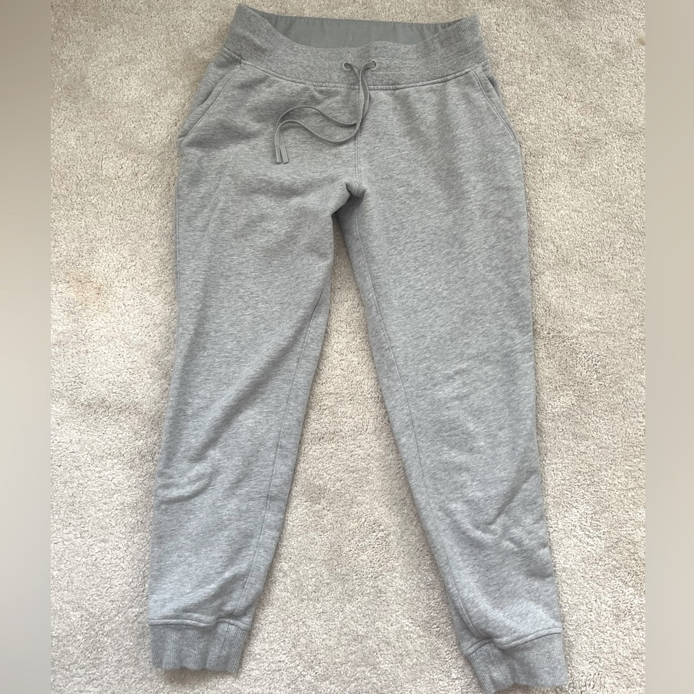 Lululemon Gray Women's Joggers Scuba cut. French terry not polar fleece.